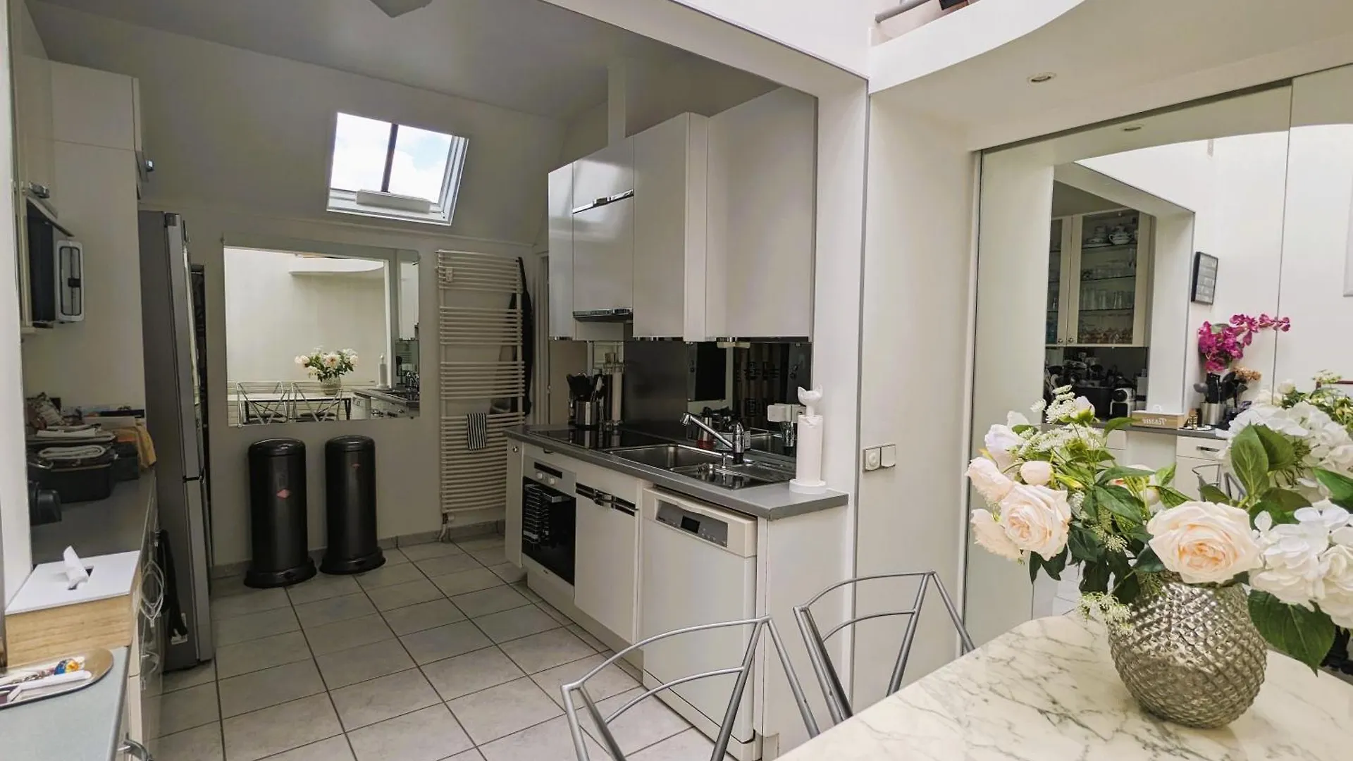 D'henri - Place Vendome Apartment